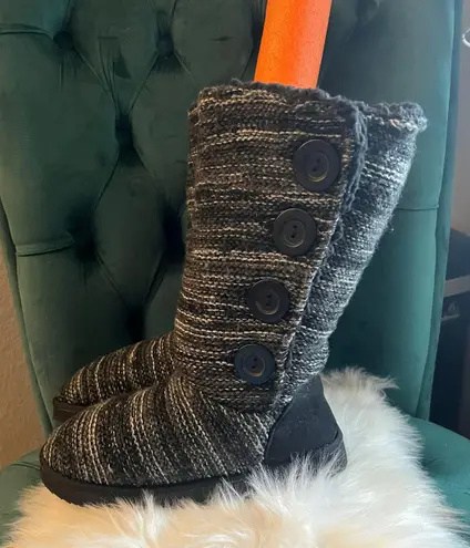 Women 100% Acrylic Knit Side Buttons Pull