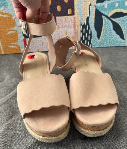 Marc Fisher Faithful Platform Sandals Pink Size 6 35 55 Off Retail From Graeme
