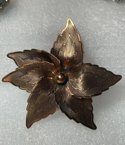 Textured 5 Leaf Copper Brooch