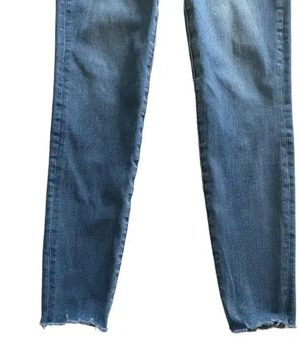 American Eagle -HIGH RISE JEGGING-SIZE 2R High rise jegging blue jeans, has stretch, size 2R, excellent condition  Measurements: Waist: side to side 14 inches  Rise: 9 inches  Inseam: 26 1/2 inches