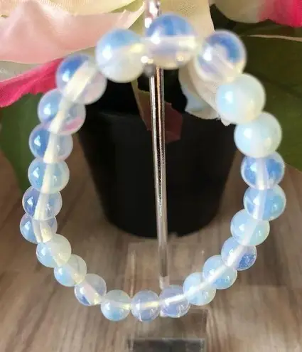 Opal Glass Beads Stretchable Bracelet 7"