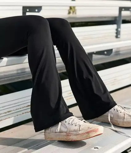 Aerie Crossover Flare Leggings - Image 3