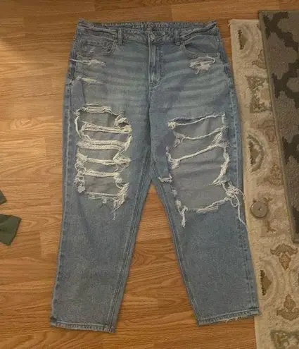 American Eagle AE Mom Jean Size 16