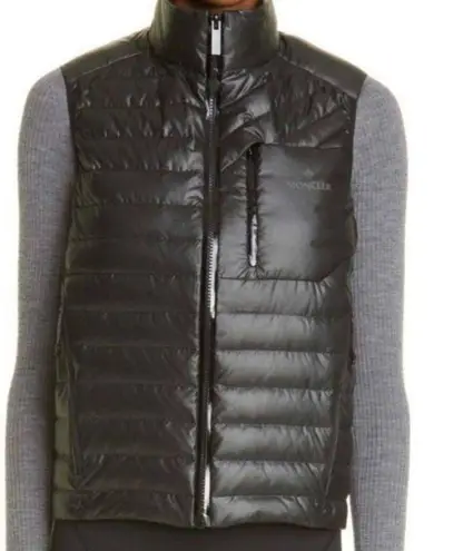 Moncler valras gilet. Size 0