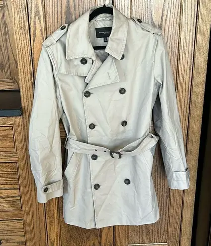 Banana Republic  | Classic Twill Trench Coat in light tan | womens small