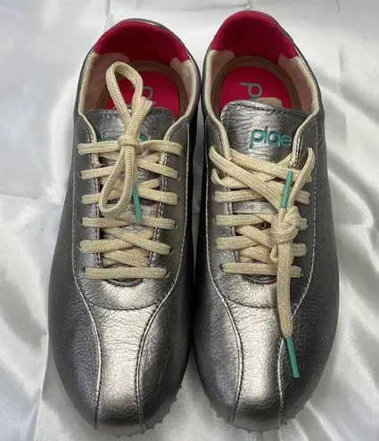 PALE Women’s Silver Sun HEMATITE Lightweight Traction Sport Sneakers Size 7 NEW