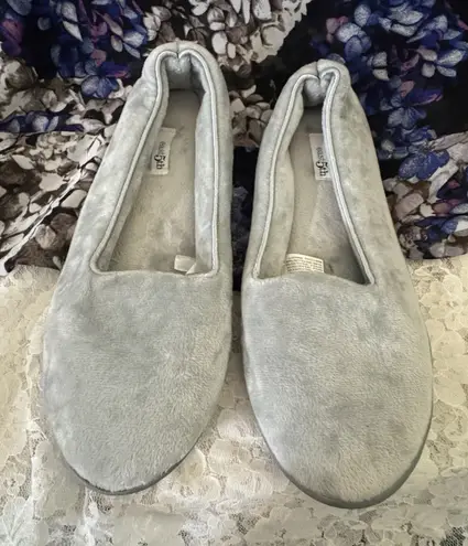 East 5th Light Gray Women’s Slippers, Rubber Sole, Large 9-10