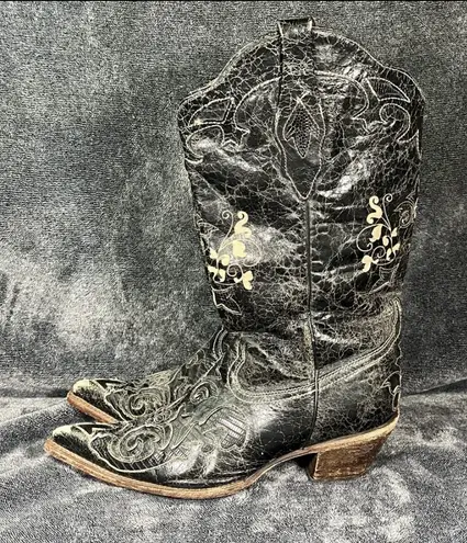 Corral boots Corral Women’s Black Embroidered Cowgirl Boots Size 9W Snip Toe Western Leather