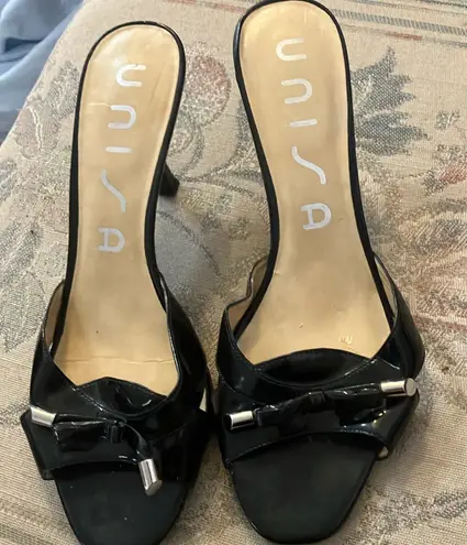 Unisa FINAL MARKDOWN Ladies  slides 9.5 thumbnail 1