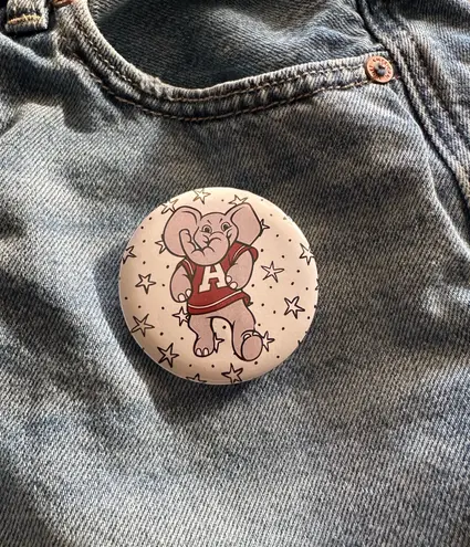 Handmade Alabama game day button pins  - Image 3