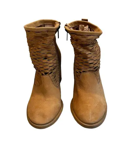 Coolway Laser Cut Leather Ankle Boot, Sz 38