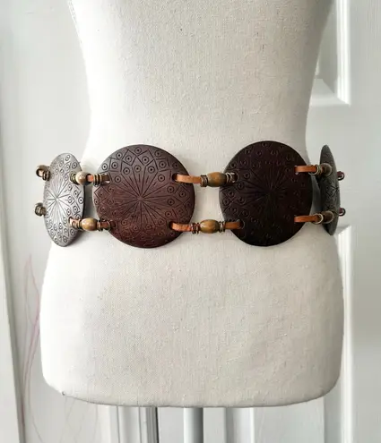 Vintage Unmarked Leather Double Strap Wooden Carved Medallion Disc Waist Belt OS Brown