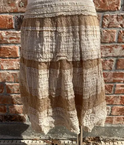 Max Studio  textured tan & cream mini skirt / L / Excellent condition