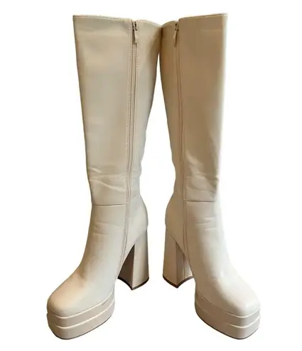 Lady Go Diva Platform Go Go Boots, Sz 10 White