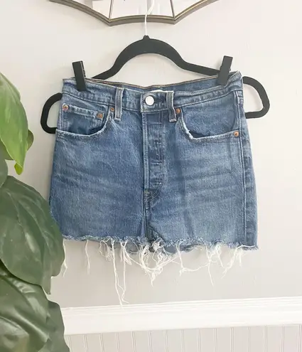 Levi's Wedgie Straight High Rise Denim Cut Off Shorts Size 27