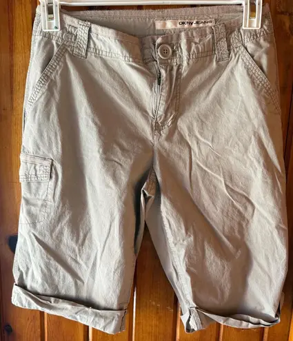 DKNY JEANS Womens Beige Cargo Capri Shorts Size 6 Tan