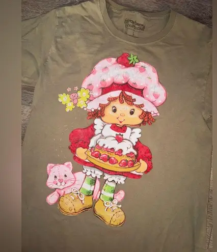 Strawberry shortcake 2023 graphic tee Green
