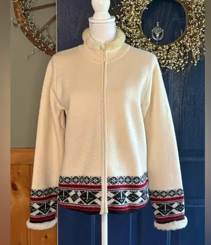 Pendleton Vintage Cream Sweater w/ Black &Red Accents Size S. 100% Virgin Wool