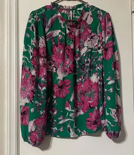 Carolina belle  Montreal Green Floral Long Sleeves Blouse size Medium