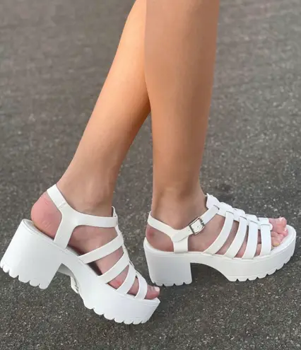 White Snake Print Gladiator Cage Lug Sole Chunky Heel Wedge Size 10