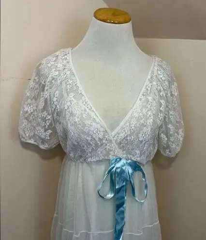 Vintage Bridal Gown & Bridal Robe