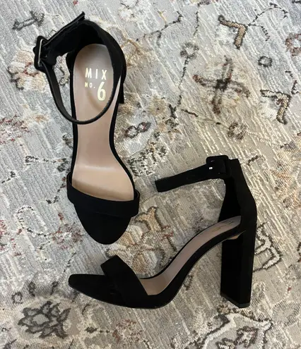 Black Suede Heels Size 7