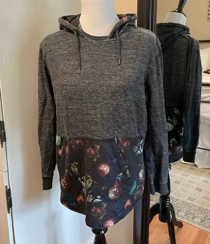 On the Byas Medium Gray Floral Hoodie