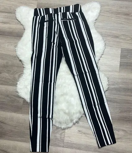 INC International Concepts Black and White Striped Jeggins Dress Pants Sz 4