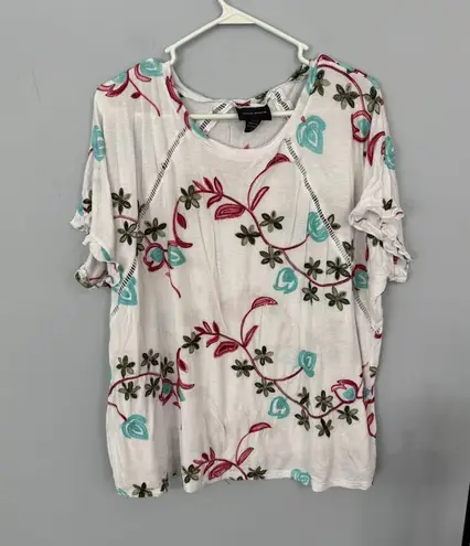 Liv Los Angeles Lightweight Crewneck Top w/ Embroidered Floral Vine Plus Size 2X