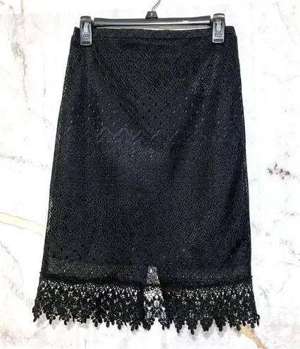 Boutique Black Lace Fully Lined Pencil Skirt with Scalloped Crochet Hem size M