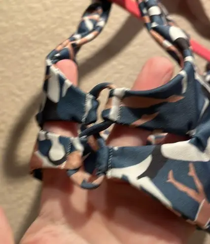 Stone Fox Swim Women’s Bikini Top Swimmer Diving design Size XS