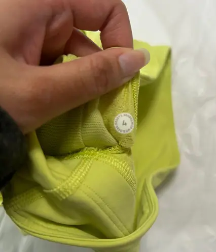 Lululemon neon green sports bra size 4