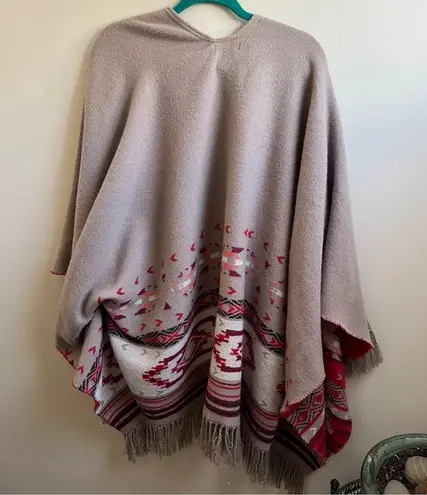 American Eagle  Outfitters Womens Boho  Open Front Poncho Sweater cowgirl