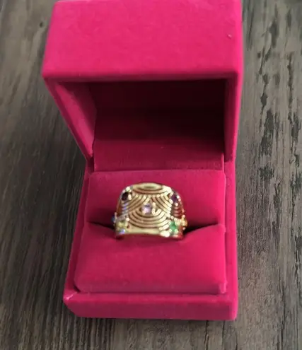 Kurt Geiger London
Southbank Rainbow
Crystal Band Ring