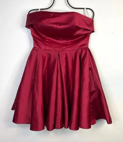 Strapless Satin Short Formal Dress Corset Lace Up Back Circle Skirt Red Womens 2