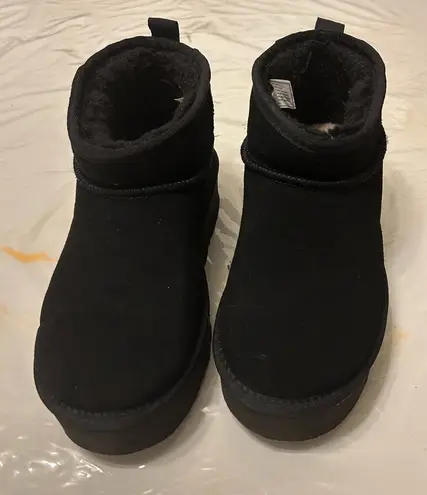 BEARPAW  Ankle Boot Retro Shorty Bootie Shoe Slip On Black Suede Womens 9 thumbnail 1