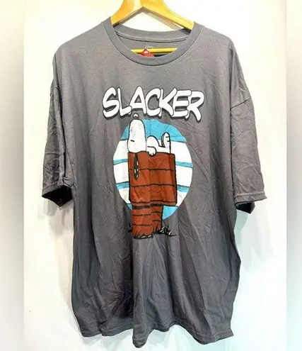 Peanuts Snoopy “Slacker” Gray 100% Cotton Crewneck T