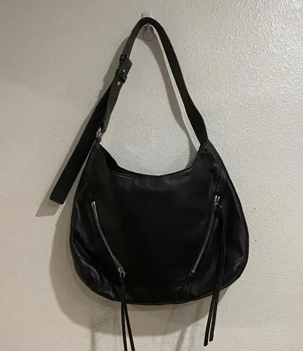 Vince Camuto  Black Leather Grady Hobo Bag