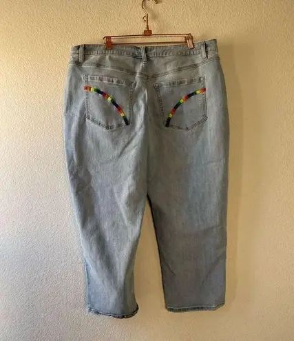 Lane Bryant  rainbow embroidered mid rise boyfriend capri size 18