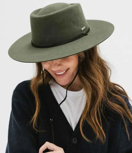 GiGi Pip Wren Telescope Crown Hat Olive Green Size 59 M/L 100% Australian Wool