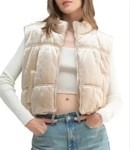 All in Favor Rhinestone Velvet Puffer Vest Champagne Size Small NWOT