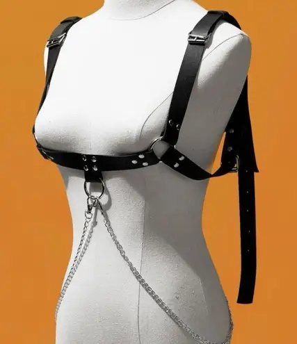 Suspender Harness Chains O Rings Belt New