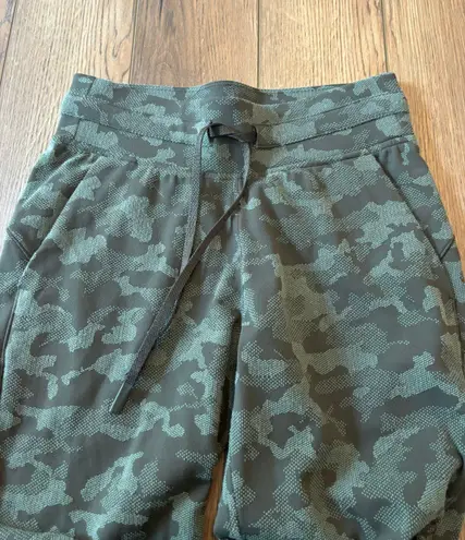 Lululemon Joggers