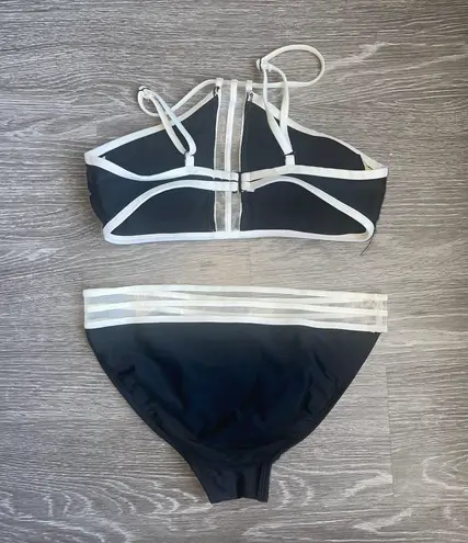 OP Black And White Bikini Set