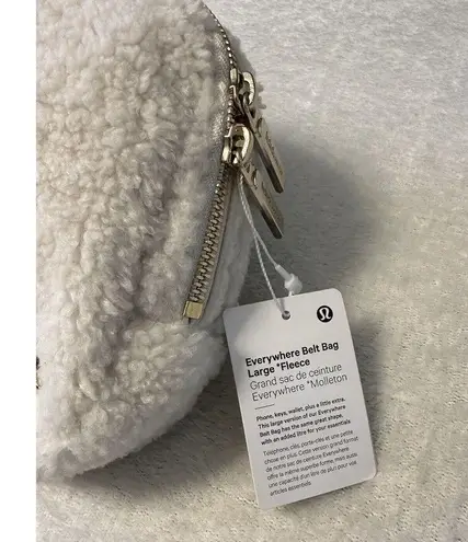 Lululemon  Everywhere Belt Bag Large 2L White Opal & Gold Plush Fleece NWT