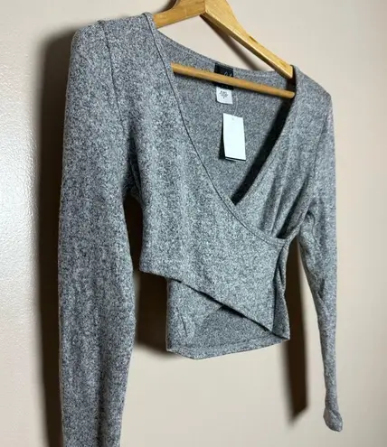 Soul Shaking CLEARANCE! Gray Boutique Wrap Crop Sweater Size S NWT