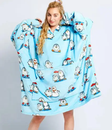 Oodie Original Cozy Blue Penguin Hoodie Blanket size /age 14 and up