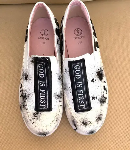 True Joy “God Is First” Fashion Sneakers Size 7