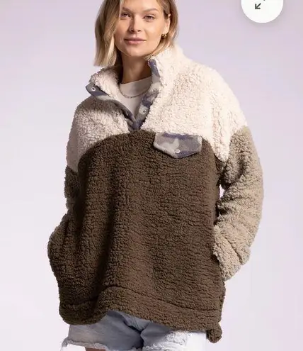 Thread and Supply Elm Pullover, Olive and Cream Fleece, Size Large Green