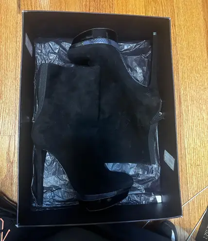 Brian Atwood Black Fuveau Boogie